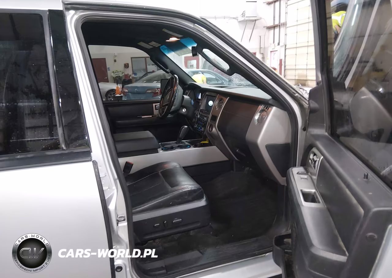 2017 Ford Expedition El Xlt VIN:1FMJK1JT2HEA32956 - 5