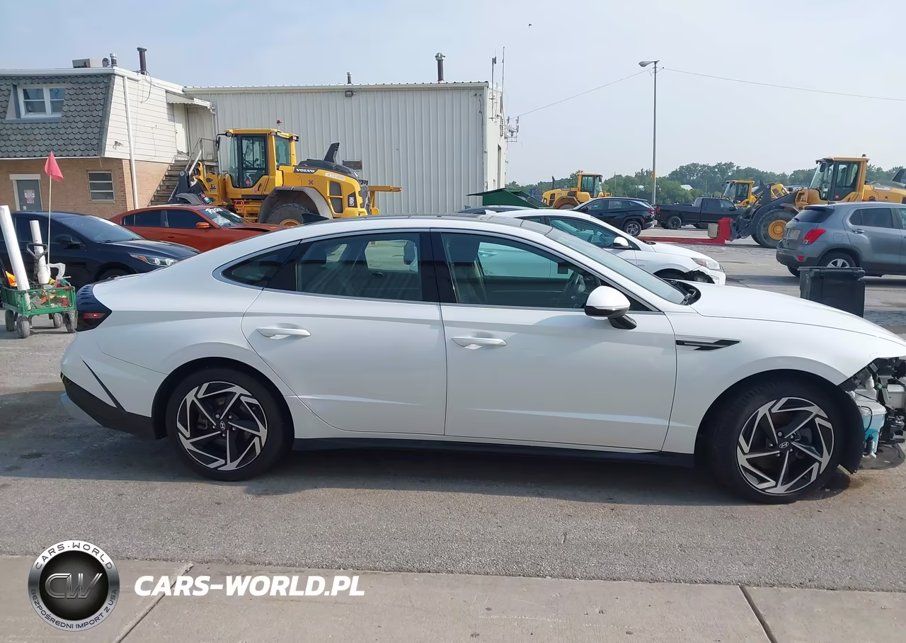 2024 Hyundai Sonata Sel VIN:KMHL14JA4RA359329 - 13