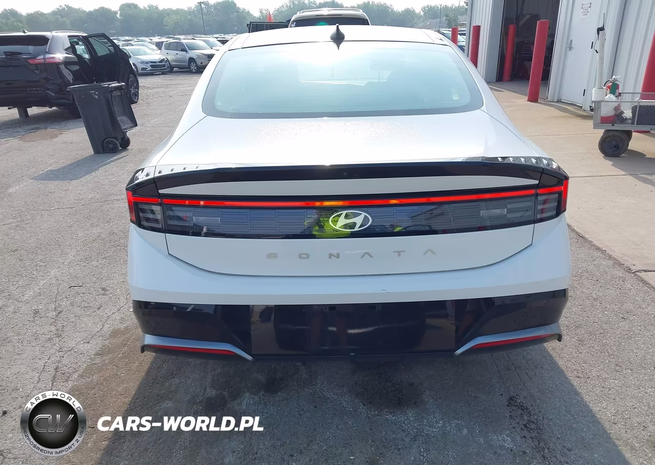 2024 Hyundai Sonata Sel VIN:KMHL14JA4RA359329 - 16