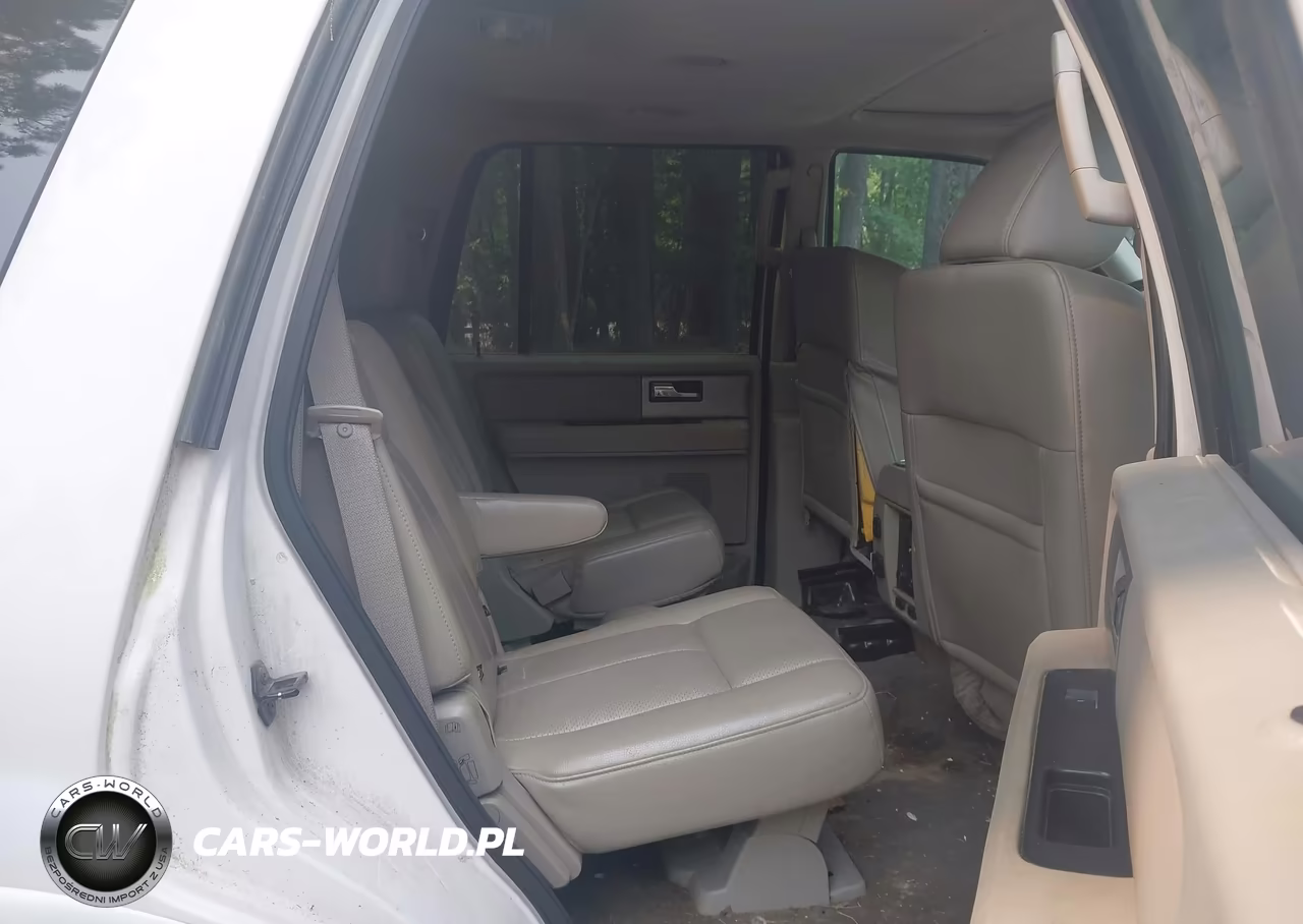 2011 Ford Expedition Limited VIN:1FMJU1K53BEF29323 - 8