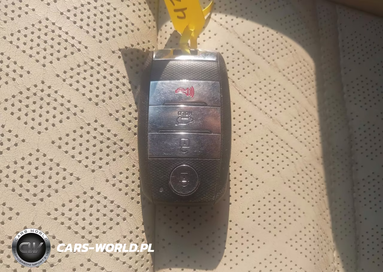 2016 Kia Sorento 3.3L Sxl VIN:5XYPKDA5XGG077716 - 11