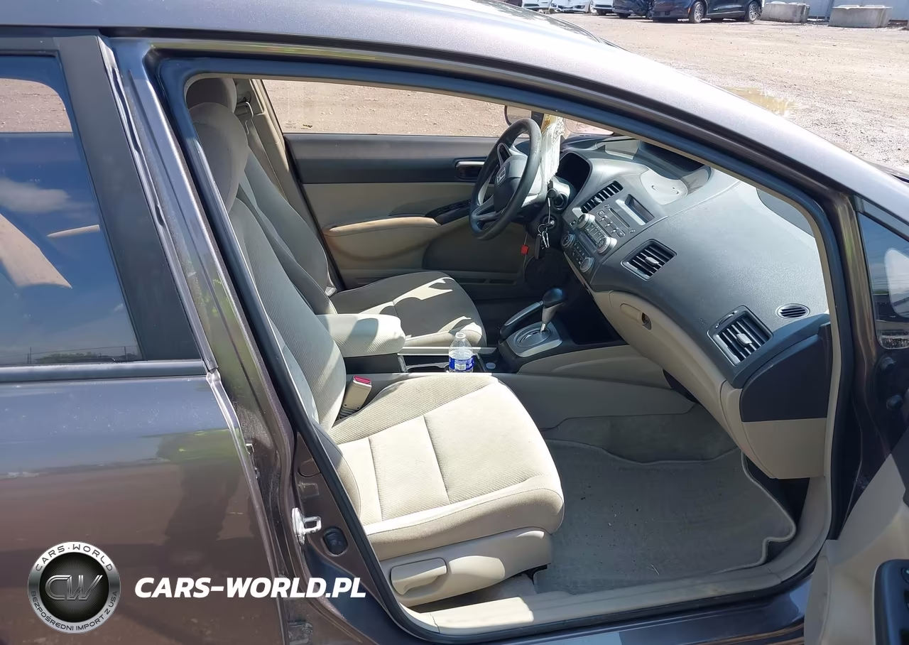 2010 Honda Civic Lx VIN:19XFA1F52AE036684 - 5