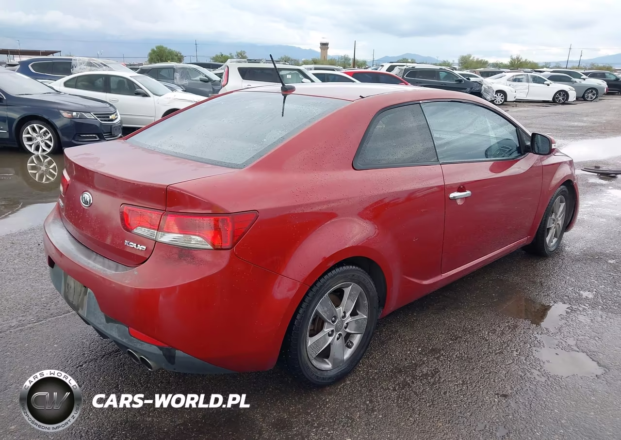 2010 Kia Forte Koup Ex VIN:KNAFU6A24A5163611 - 4