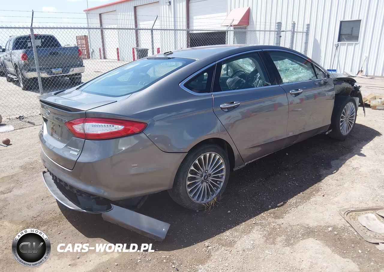 2013 Ford Fusion Titanium VIN:3FA6P0K97DR329503 - 4