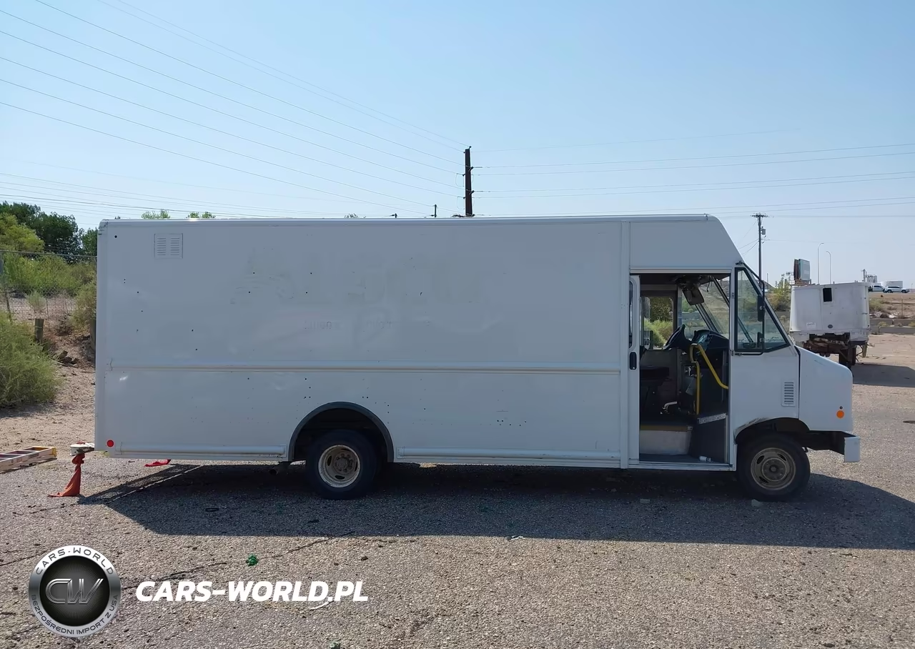 2016 Ford E-450 Stripped VIN:1FC3E4KLXGDC06135 - 13