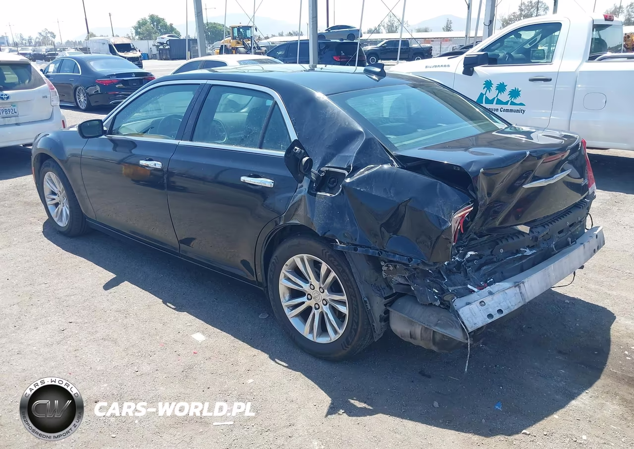 2016 Chrysler 300C VIN:2C3CCAEG5GH161292 - 3
