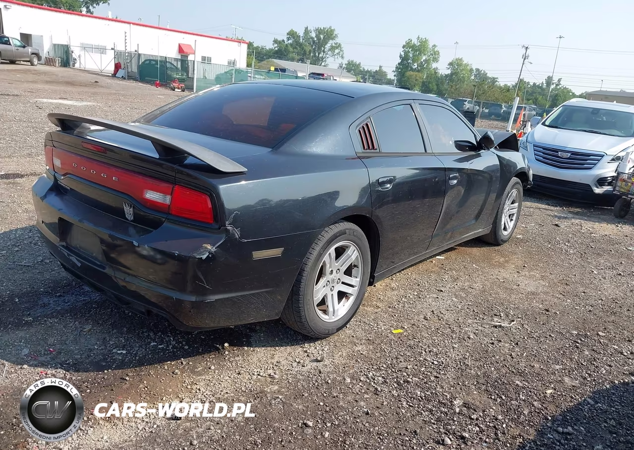 2011 Dodge Charger VIN:2B3CL3CG8BH511437 - 4