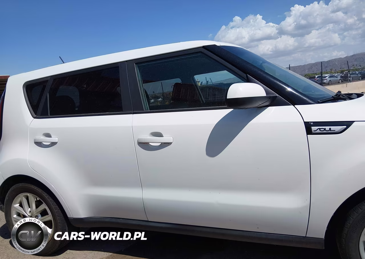 2018 Kia Soul + VIN:KNDJP3A59J7530004 - 13