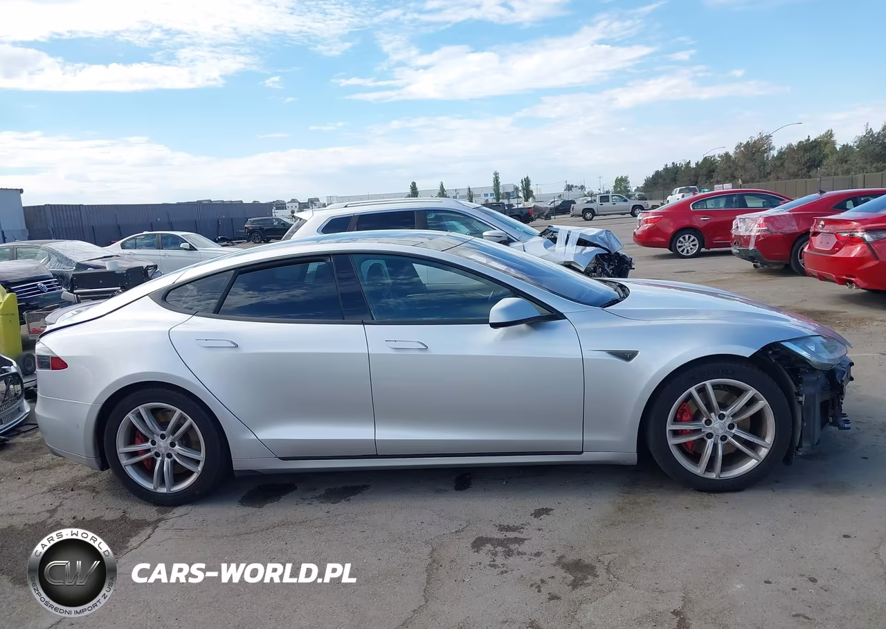 2015 Tesla Model S 70D-85D-P85D VIN:5YJSA1H27FFP71048 - 13