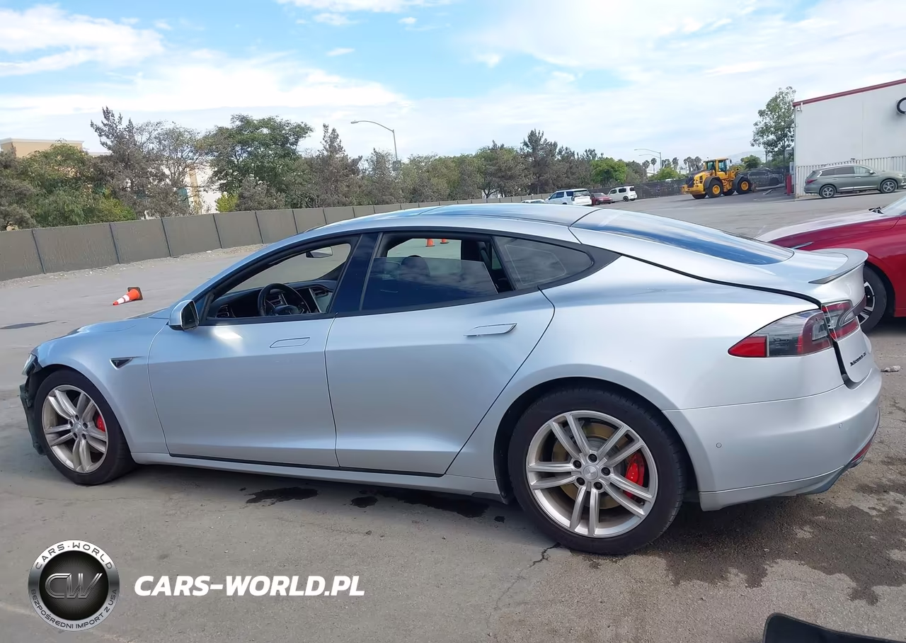 2015 Tesla Model S 70D-85D-P85D VIN:5YJSA1H27FFP71048 - 14