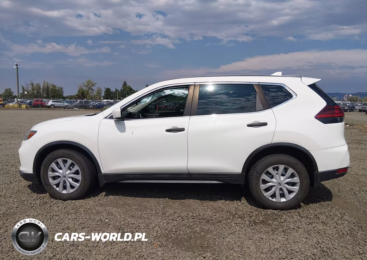 2018 Nissan Rogue S VIN:5N1AT2MV7JC726415 - 15