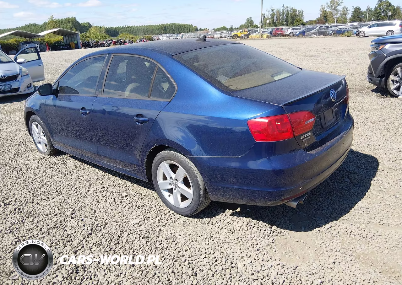 2011 Volkswagen Jetta 2.0L Tdi VIN:3VWLL7AJ5BM095995 - 3