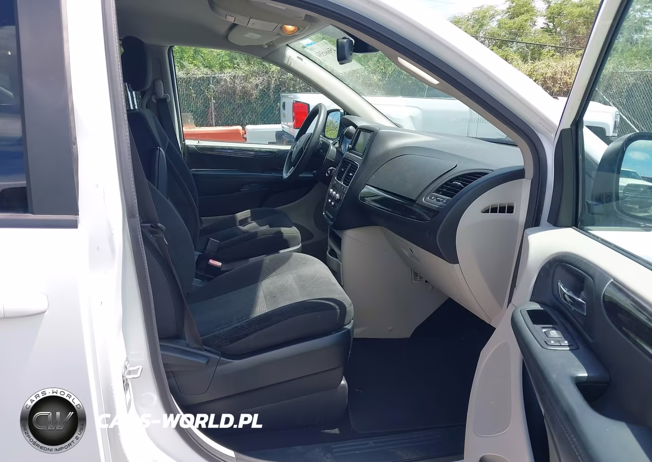 2018 Dodge Grand Caravan Se VIN:2C4RDGBG2JR312889 - 5