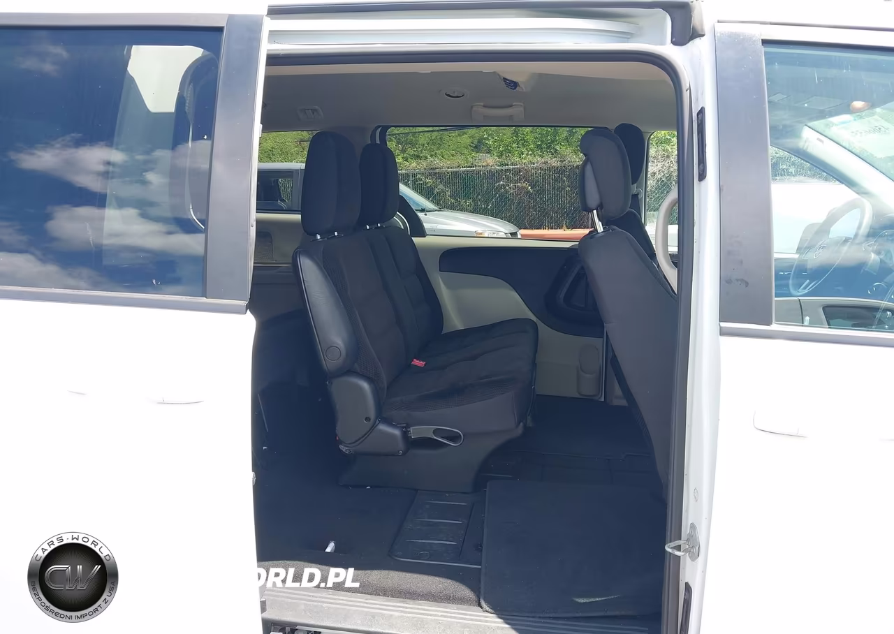 2018 Dodge Grand Caravan Se VIN:2C4RDGBG2JR312889 - 8