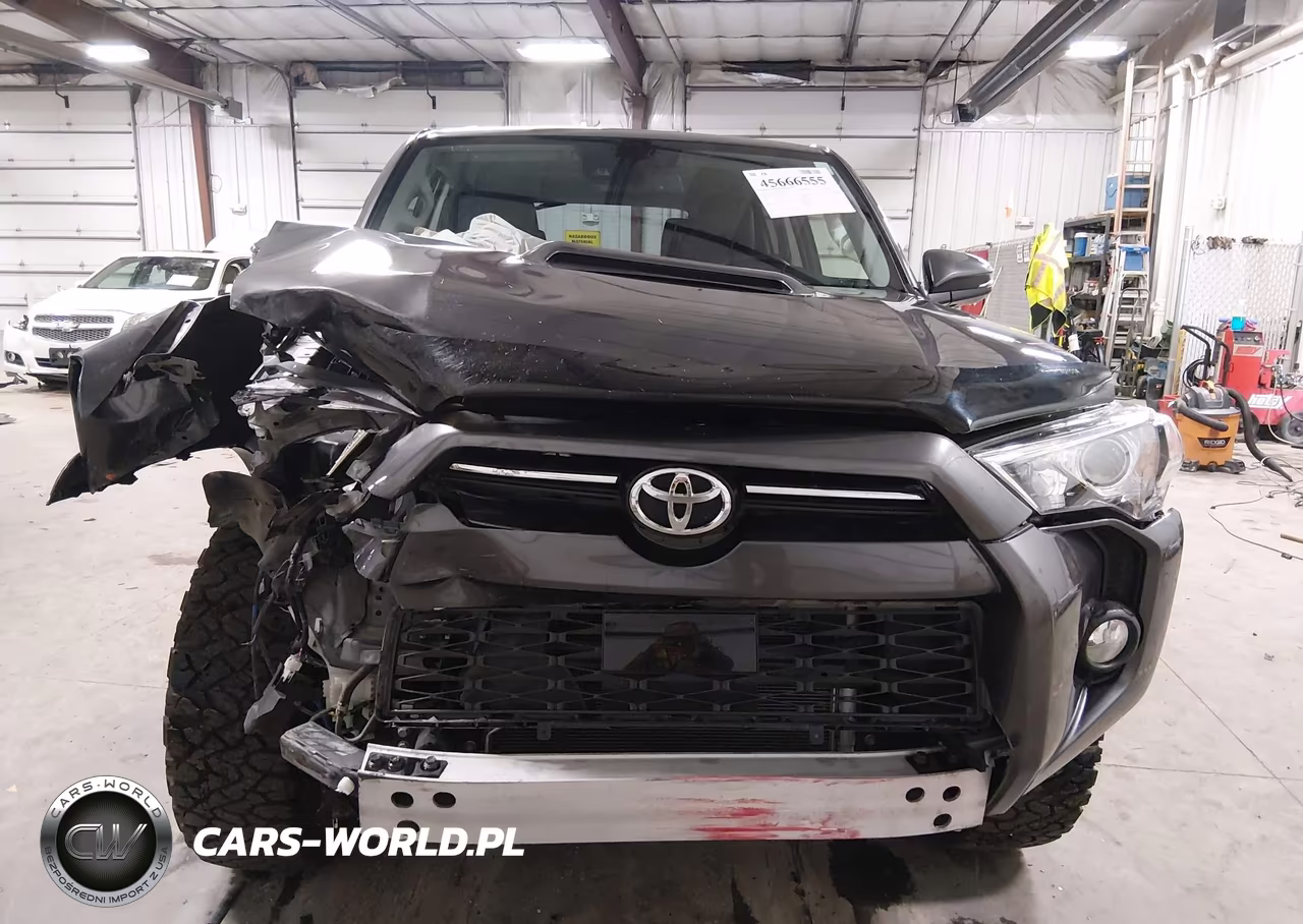 2020 Toyota 4Runner Trd Off Road Premium VIN:JTEBU5JR7L5777852 - 12