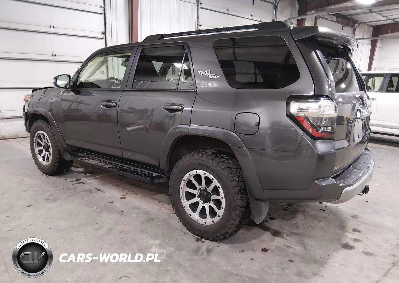 2020 Toyota 4Runner Trd Off Road Premium VIN:JTEBU5JR7L5777852 - 3