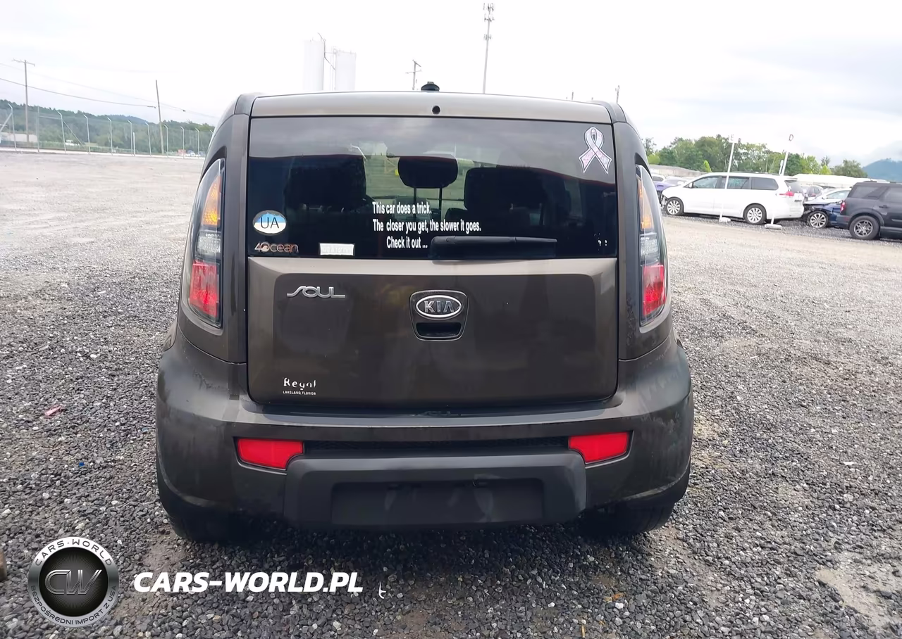 2011 Kia Soul ! VIN:KNDJT2A24B7214684 - 16
