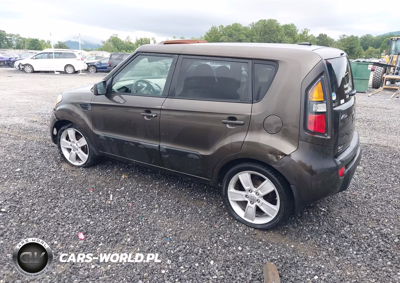 2011 Kia Soul ! VIN:KNDJT2A24B7214684 - 3