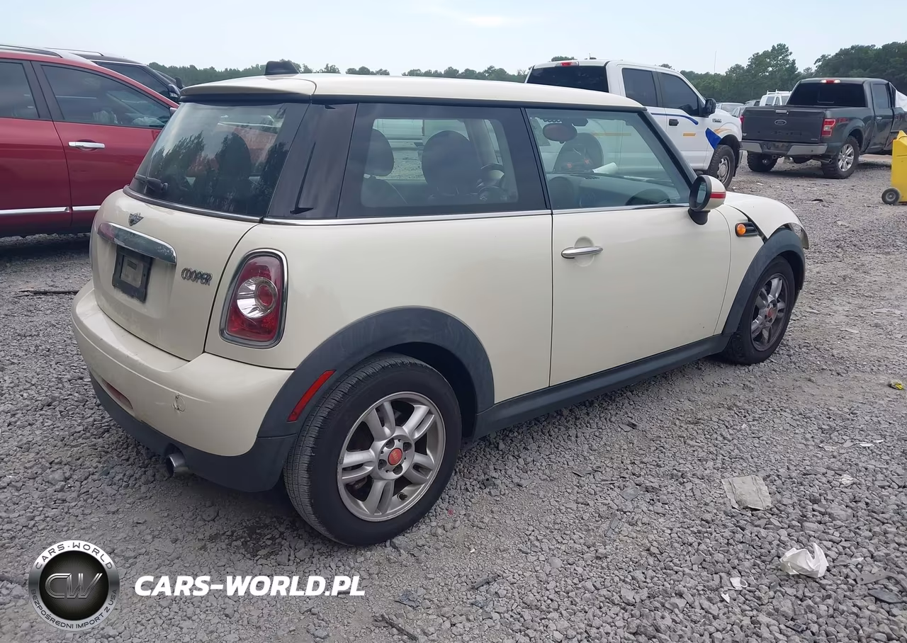 2013 Mini Hardtop Cooper VIN:WMWSU3C5XDT681355 - 4