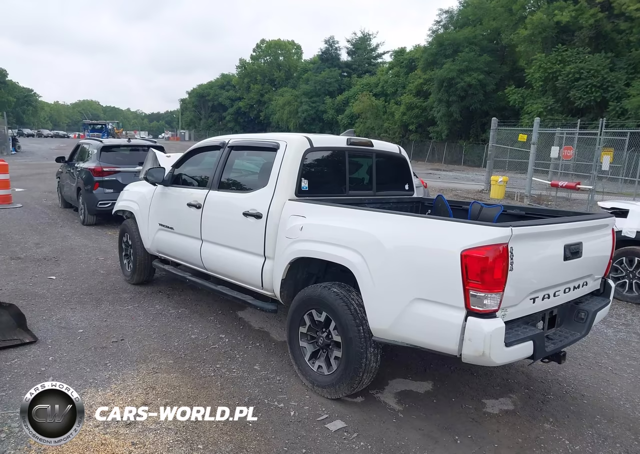 2016 Toyota Tacoma Sr VIN:5TFAX5GN6GX055603 - 3