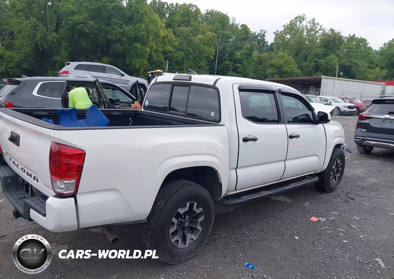 2016 Toyota Tacoma Sr VIN:5TFAX5GN6GX055603 - 4
