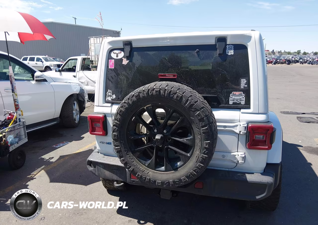 2021 Jeep Wrangler 4Xe Unlimited Sahara 4X4 VIN:1C4JJXP6XMW782203 - 16