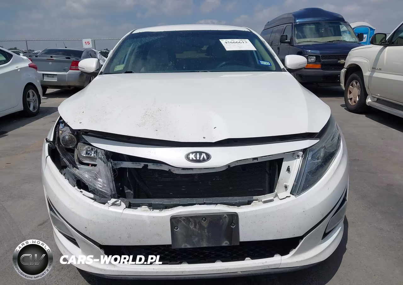 2015 Kia Optima Lx VIN:5XXGM4A71FG370726 - 12