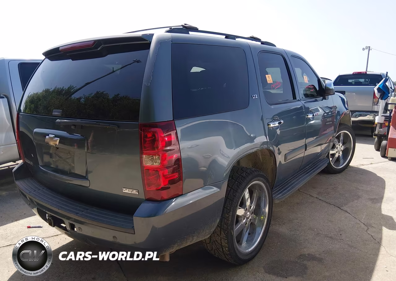 2008 Chevrolet Tahoe Ltz VIN:1GNFC13028R190403 - 4