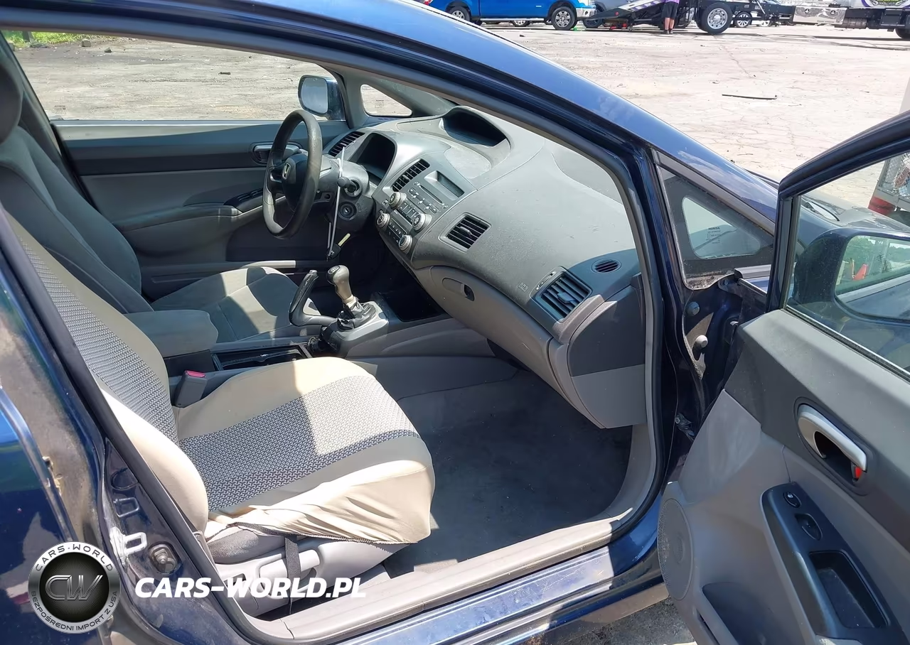 2008 Honda Civic Lx VIN:1HGFA15588L076868 - 5