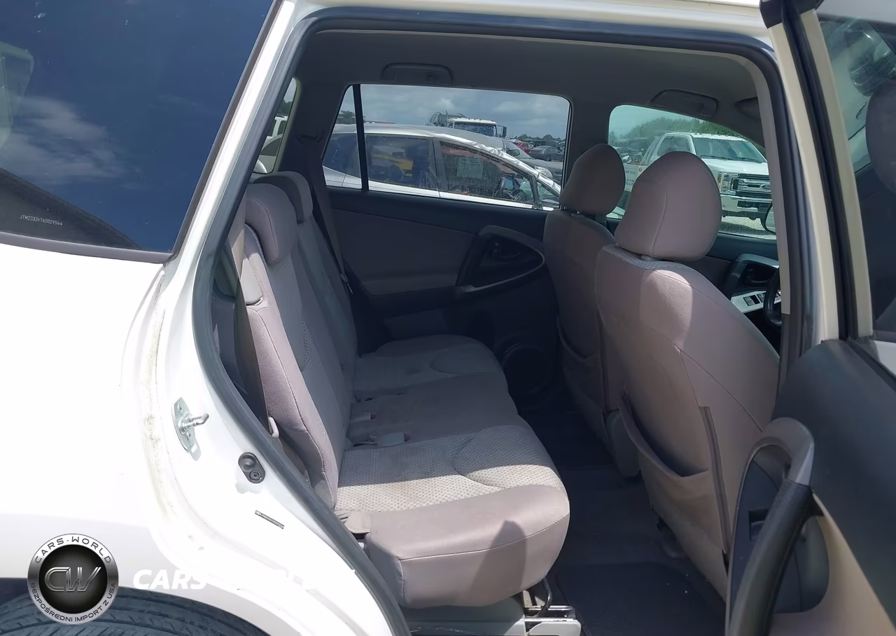 2006 Toyota Rav4 VIN:JTMZD33V765029544 - 8