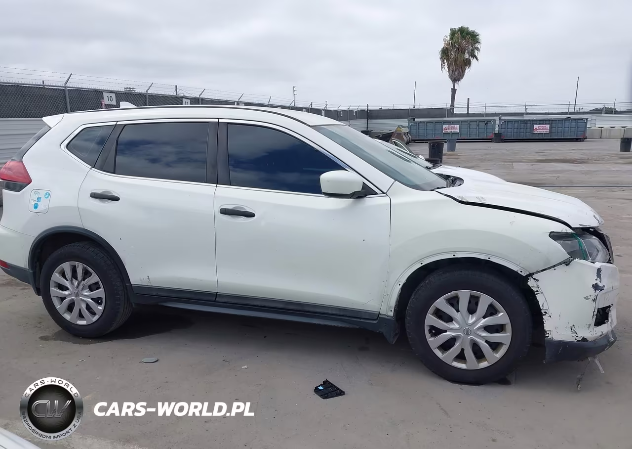 2018 Nissan Rogue S VIN:5N1AT2MT6JC828903 - 13