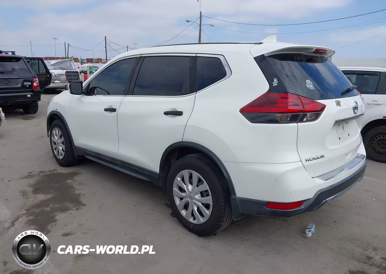 2018 Nissan Rogue S VIN:5N1AT2MT6JC828903 - 3