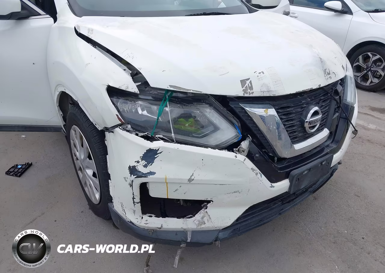 2018 Nissan Rogue S VIN:5N1AT2MT6JC828903 - 6