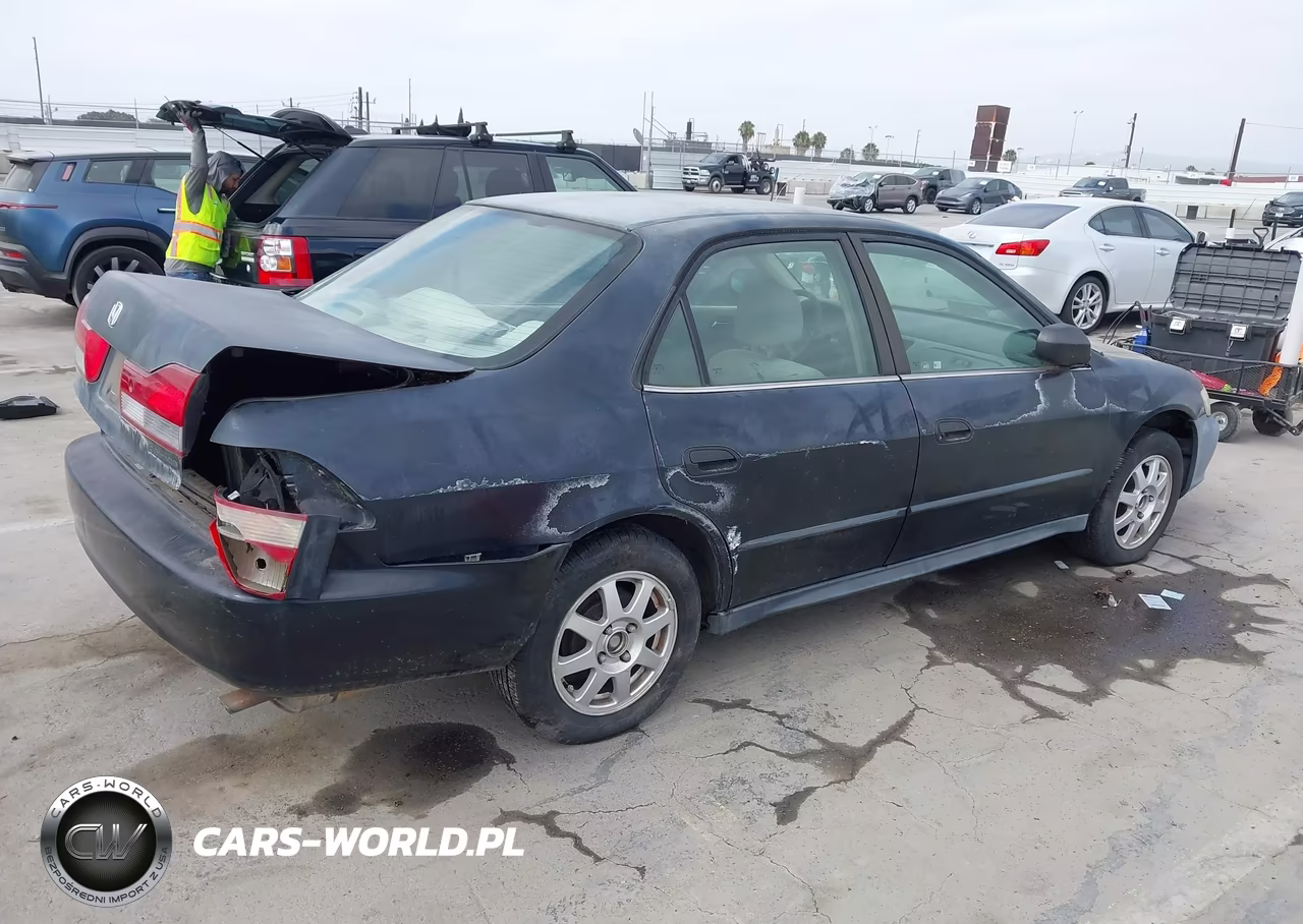 2001 Honda Accord 2.3 Dx VIN:1HGCF85411A121753 - 4