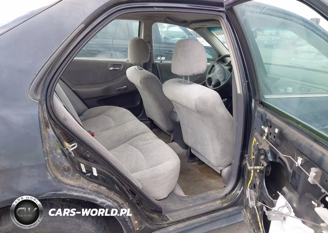 2001 Honda Accord 2.3 Dx VIN:1HGCF85411A121753 - 8