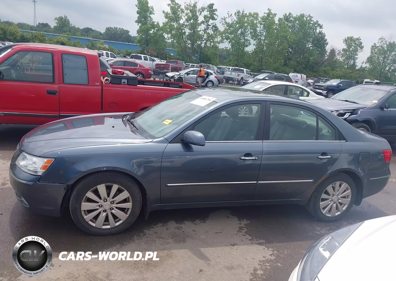 2010 Hyundai Sonata Limited VIN:5NPEU4AC3AH606536 - 14