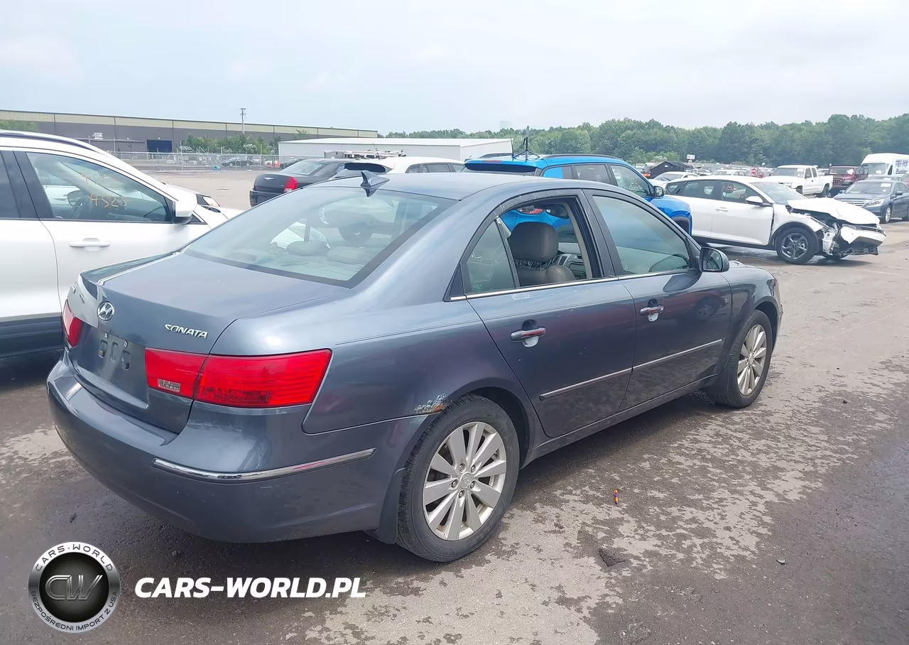 2010 Hyundai Sonata Limited VIN:5NPEU4AC3AH606536 - 4