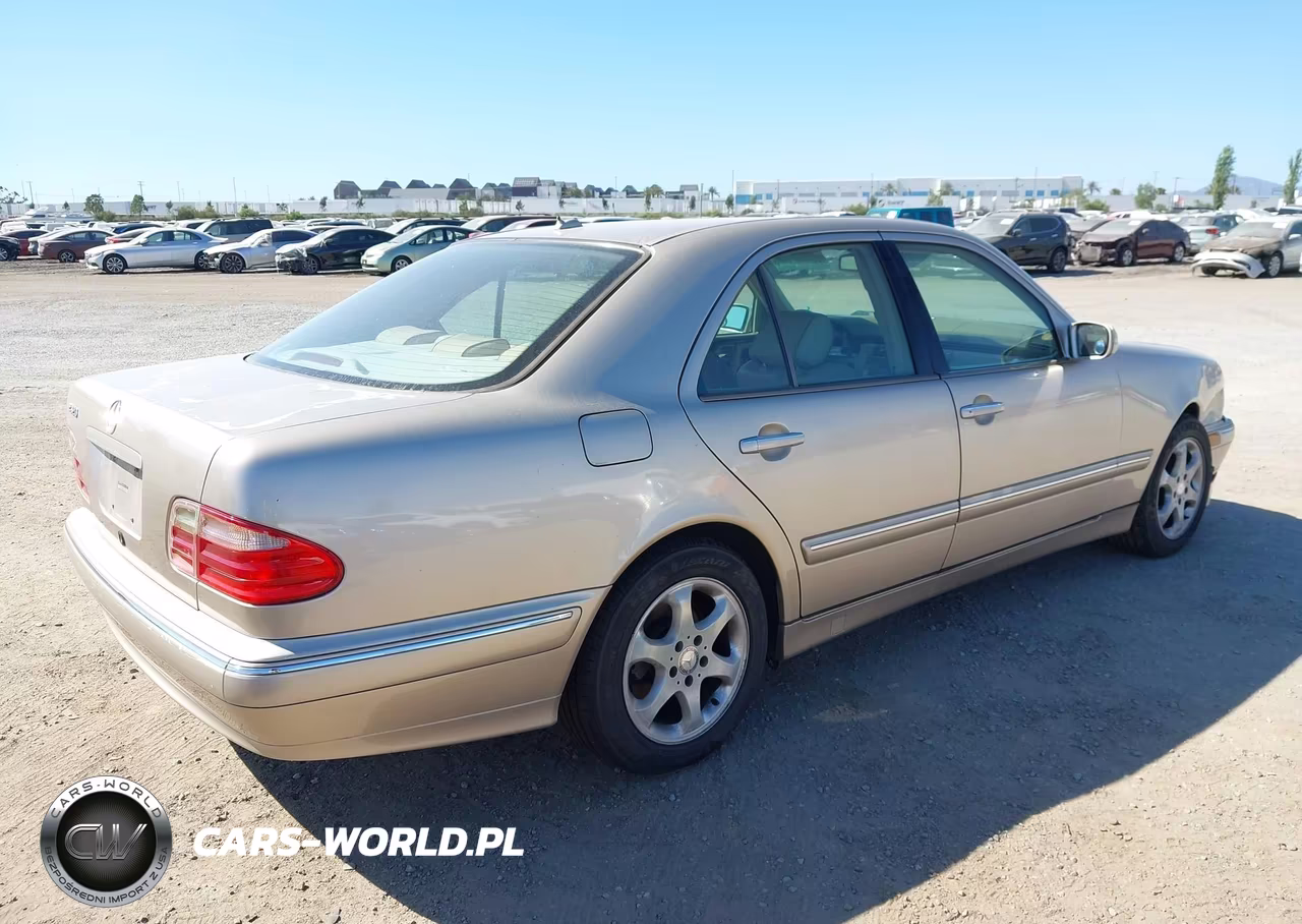 2002 Mercedes-Benz E 320 Special Edition VIN:WDBJF65J22B454733 - 4
