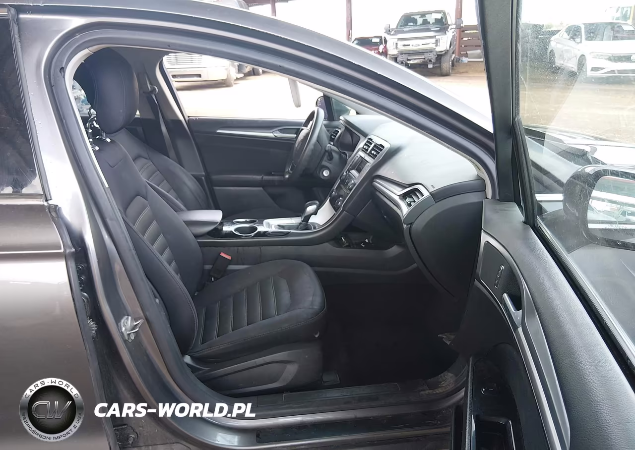 2013 Ford Fusion Se VIN:3FA6P0H76DR327215 - 5