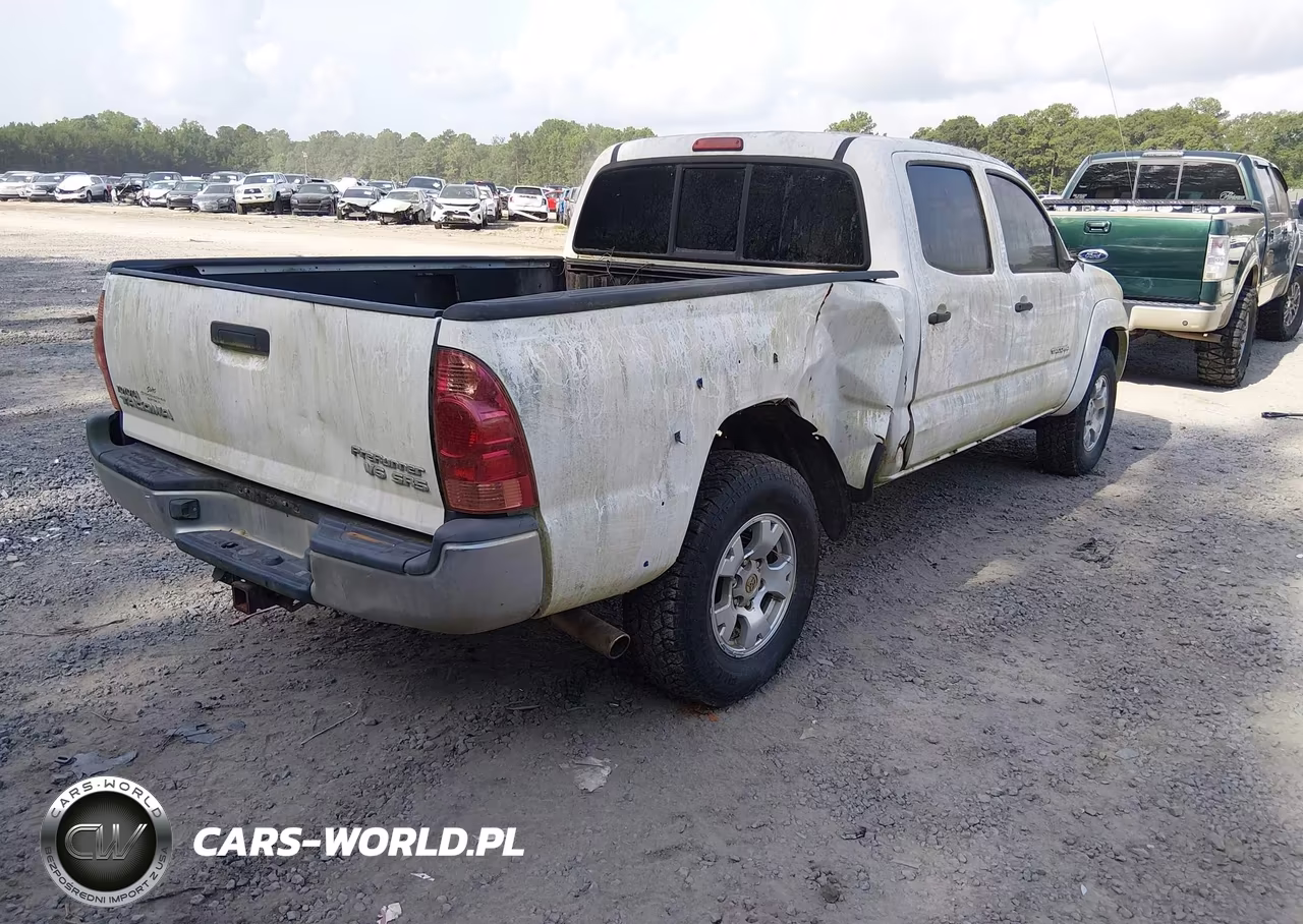 2008 Toyota Tacoma Prerunner V6 VIN:3TMKU72N58M013768 - 4
