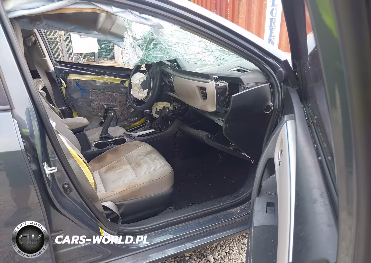 2016 Toyota Corolla Le VIN:2T1BURHE9GC675069 - 5
