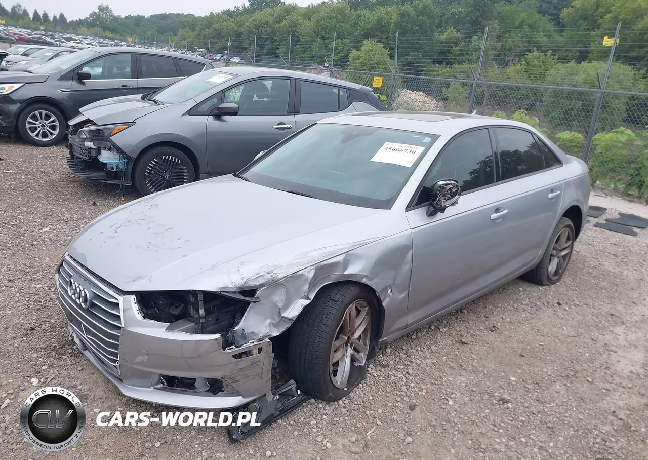 2017 Audi A4 Premium VIN:WAUANAF47HN027777 - 2