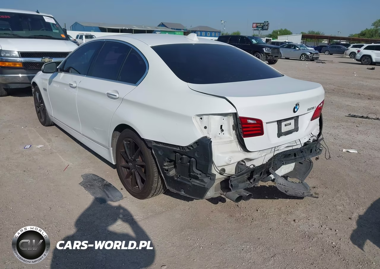 2016 BMW 528I VIN:WBA5A5C53GD527439 - 3