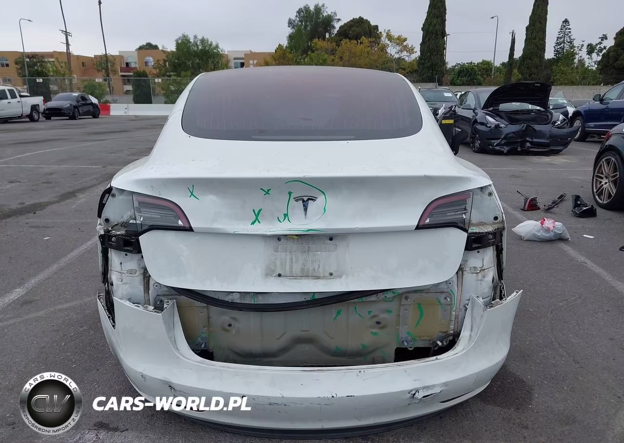 2018 Tesla Model 3 Long Range-Mid Range VIN:5YJ3E1EA3JF040677 - 16