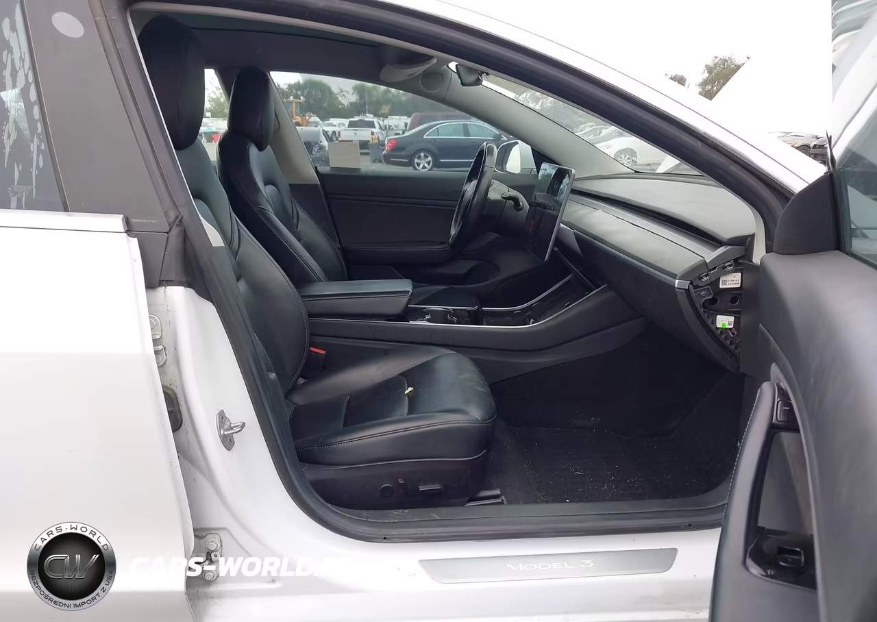 2018 Tesla Model 3 Long Range-Mid Range VIN:5YJ3E1EA3JF040677 - 5