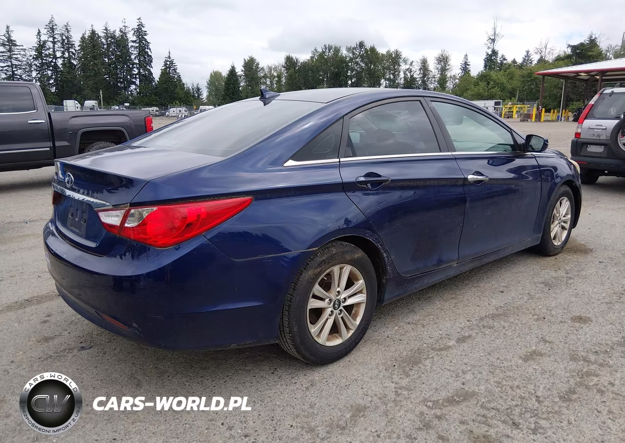 2012 Hyundai Sonata Gls VIN:5NPEB4AC1CH309547 - 4