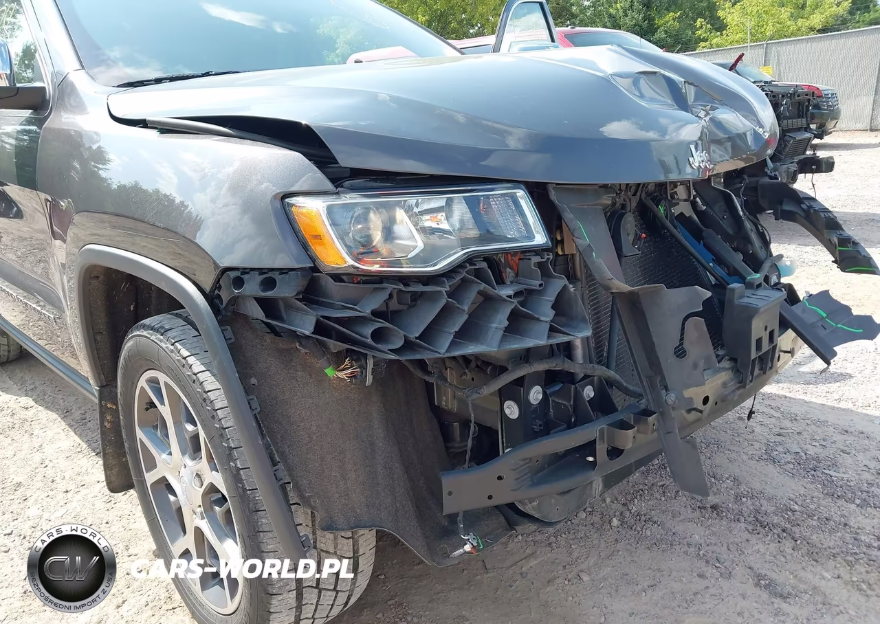 2019 Jeep Grand Cherokee Limited 4X4 VIN:1C4RJFBG8KC571304 - 19