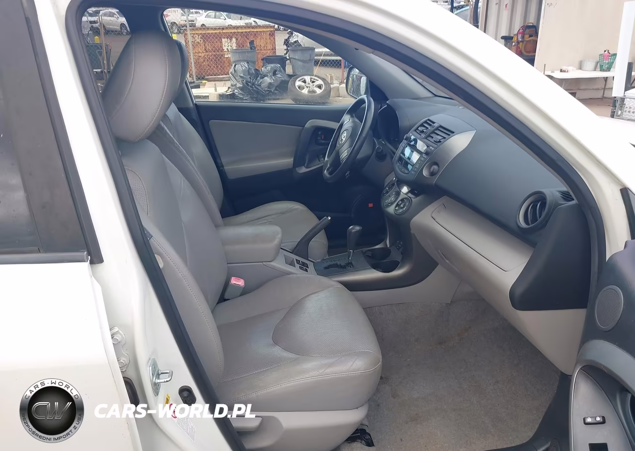 2011 Toyota Rav4 Limited VIN:JTMYF4DV6BD031585 - 5