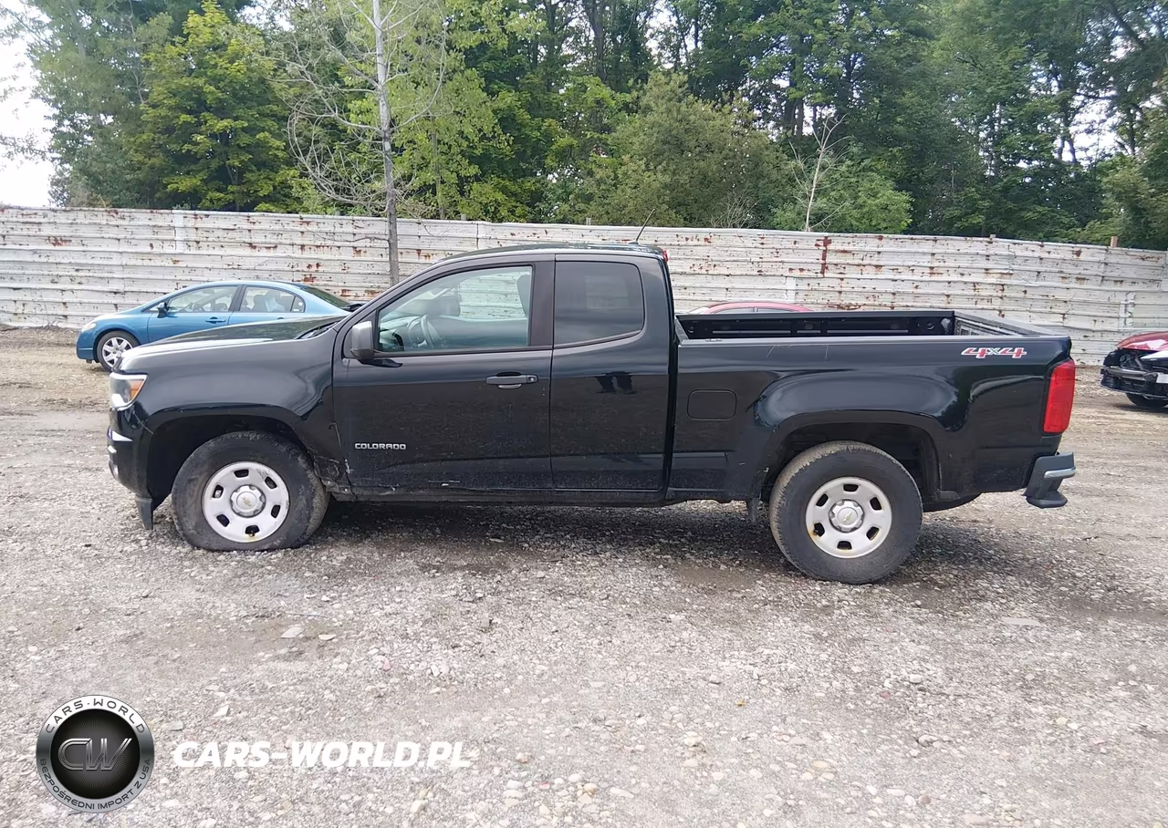 2018 Chevrolet Colorado Wt VIN:1GCHTBEN9J1117176 - 14