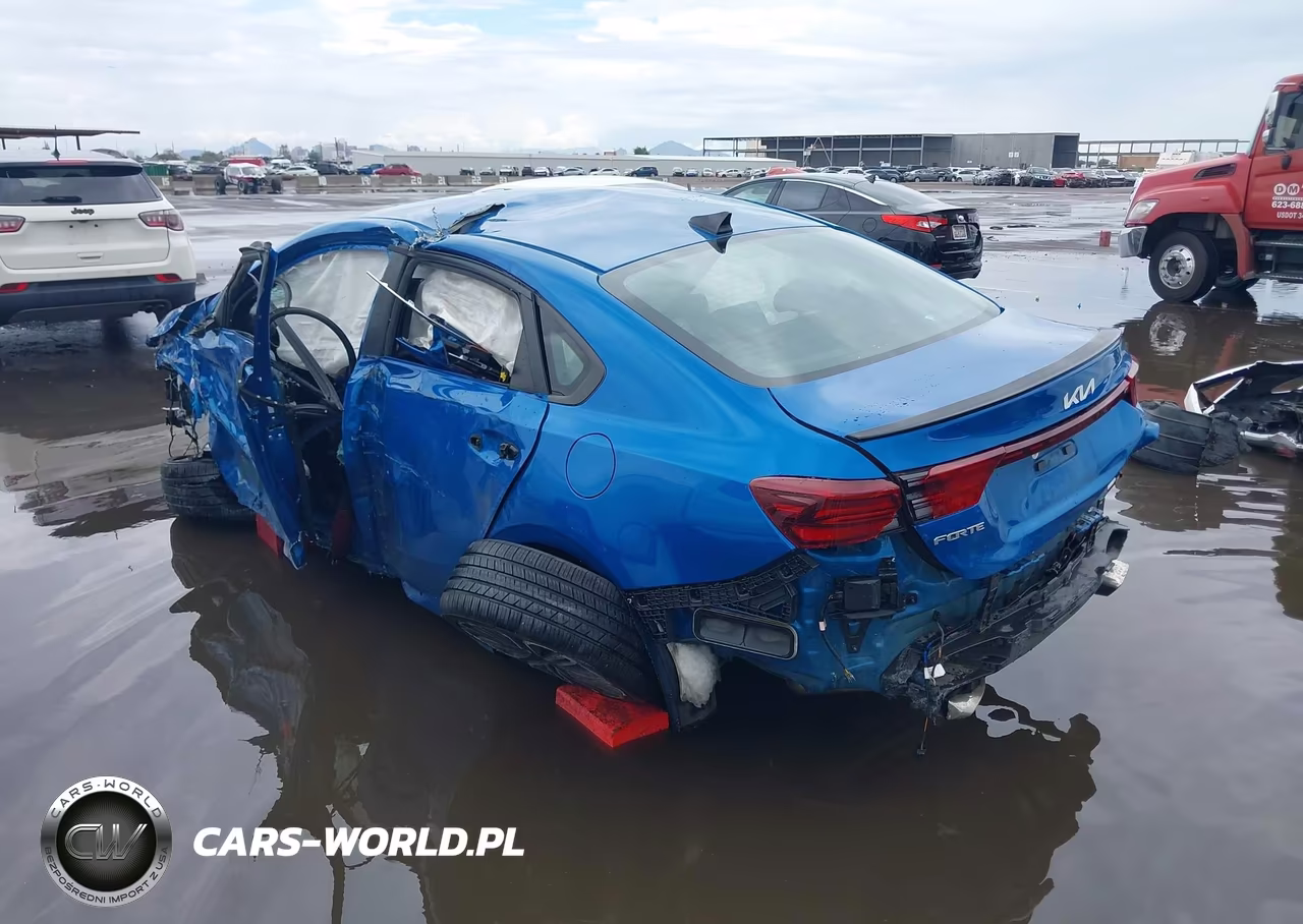 2022 Kia Forte Gt VIN:3KPF44ACXNE499662 - 3